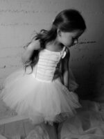 שמלת טוטו פנינים MOON – תמונה 2